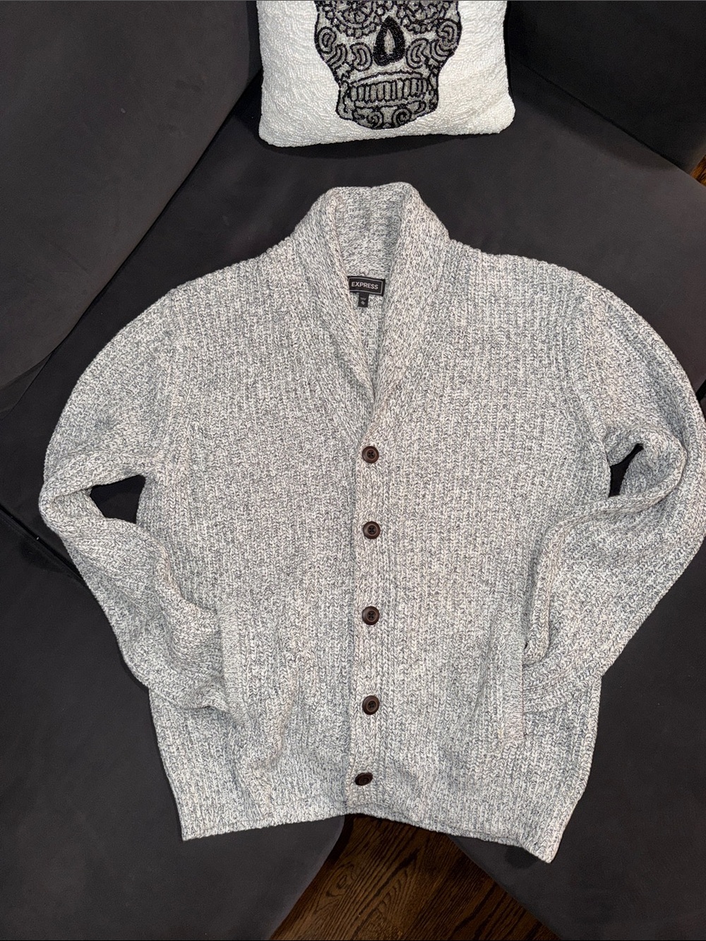 Express Light Gray Ribbed Button-Front Cardigan - Picture 4 of 6